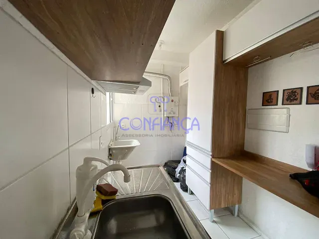Apartamento 2 quartos e 1 banheiro, para alugar, no bairro Guaratiba em Rio de Janeiro