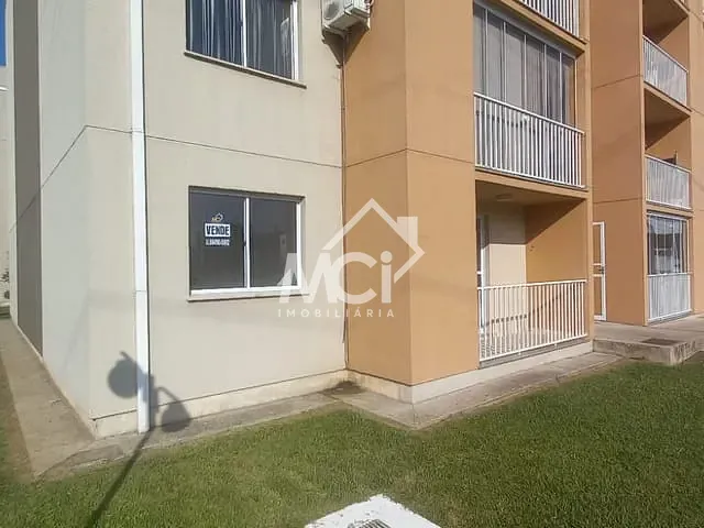 Apartamento 2 quartos e 1 banheiro, à venda, no bairro Umuharama em Pelotas