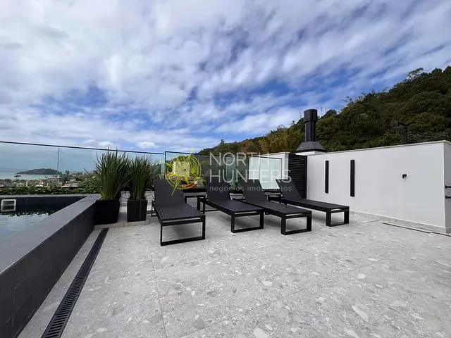 Apartamento com 68m² 1 quarto e 1 banheiro, para alugar, no bairro Jurerê em Florianópolis