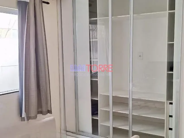 Apartamento 2 quartos e 2 banheiros, à venda, no bairro Jardim Savóia em Ilhéus