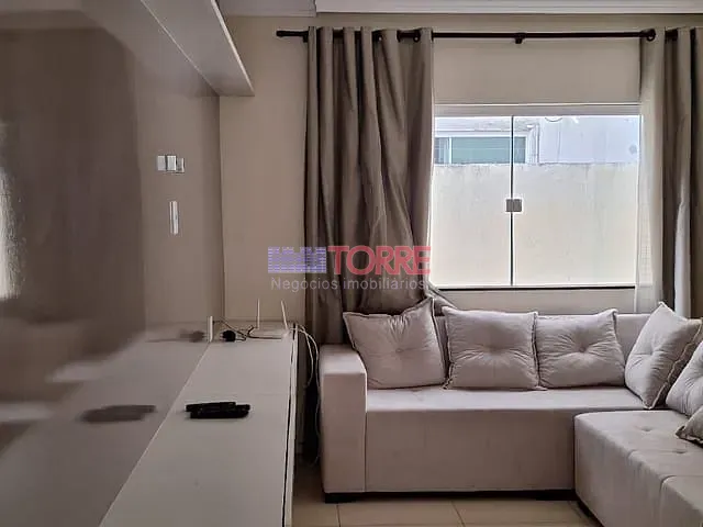Apartamento 2 quartos e 2 banheiros, à venda, no bairro Jardim Savóia em Ilhéus