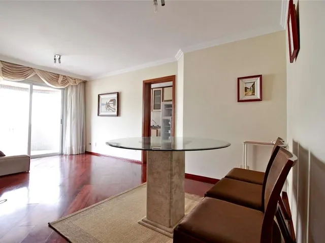 Apartamento 2 quartos e 1 banheiro, à venda, no bairro Bigorrilho em Curitiba