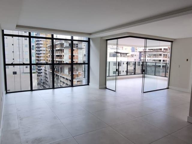 Foto do Apartamento - Apartamento à venda, Meia Praia, Itapema, SC | Interpraias Imóveis