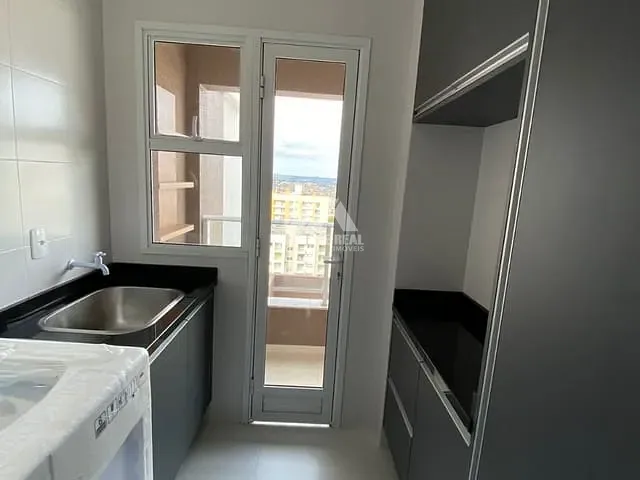 Apartamento com 80m² 2 quartos e 2 banheiros, à venda, no bairro Centro em Ponta Grossa