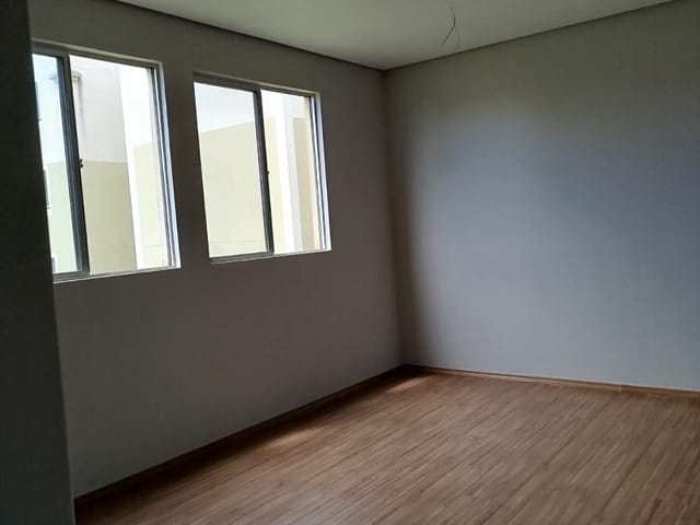 Apartamento 2 quartos e 1 banheiro, à venda, no bairro Jardim das Américas em Londrina