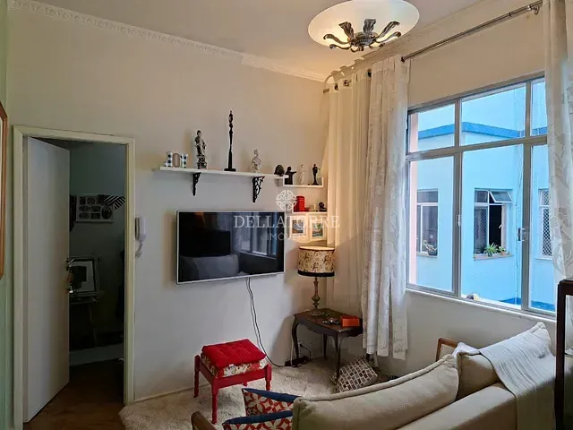 Apartamento 1 quarto e 1 banheiro, à venda, no bairro Alto em Teresópolis