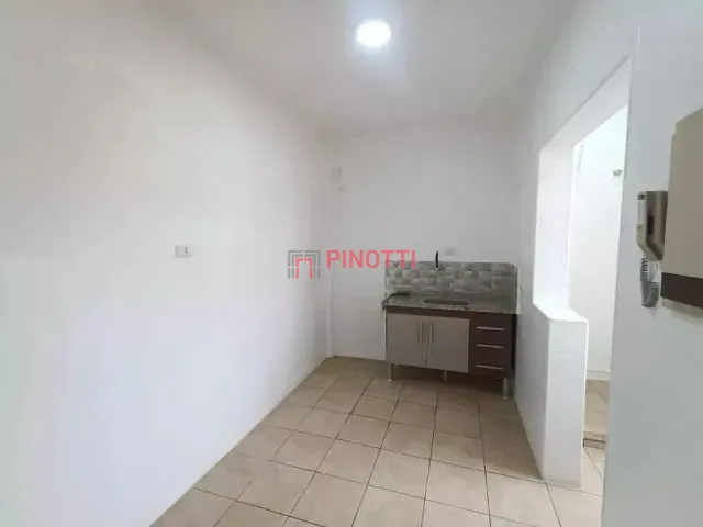 Apartamento 2 quartos e 1 banheiro, para alugar, no bairro Jardim Olavo Bilac em São Bernardo do Campo