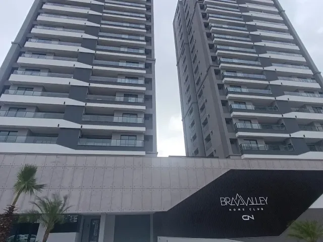 Apartamento com 84m² 2 quartos e 3 banheiros, à venda, no bairro Praia Brava de Itajaí em Itajaí