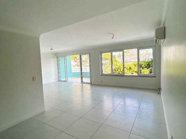 Apartamento com 100m² 2 quartos e 3 banheiros, à venda, no bairro Lagoa em Macaé