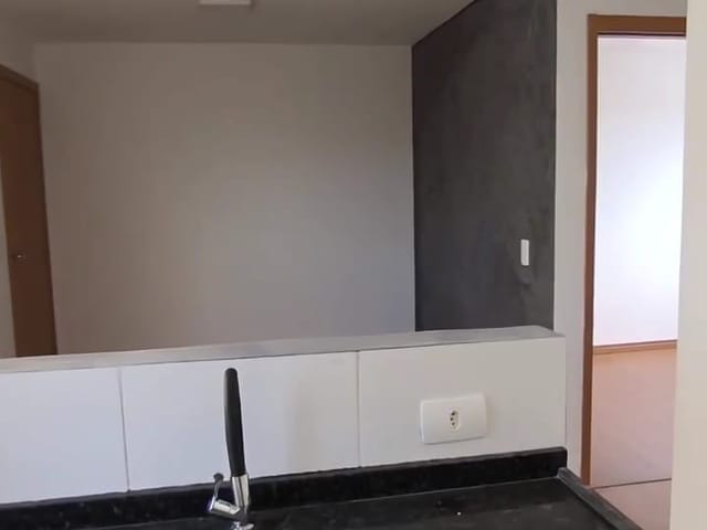 Apartamento 2 quartos e 1 banheiro, à venda, no bairro Jardim Ana Eliza em Cambé