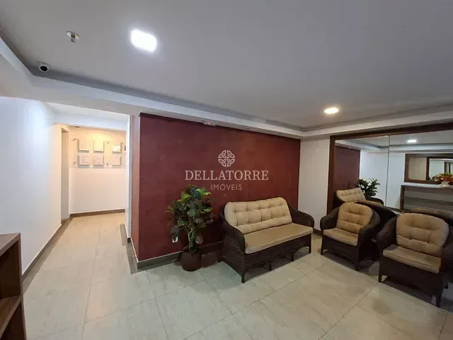 Apartamento 1 quarto e 1 banheiro, à venda, no bairro Várzea em Teresópolis