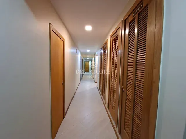 Apartamento 1 quarto e 1 banheiro, à venda, no bairro Várzea em Teresópolis