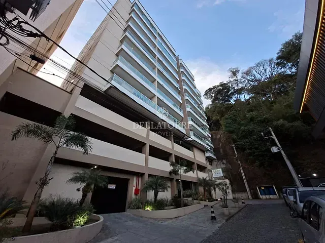 Apartamento 1 quarto e 1 banheiro, à venda, no bairro Várzea em Teresópolis