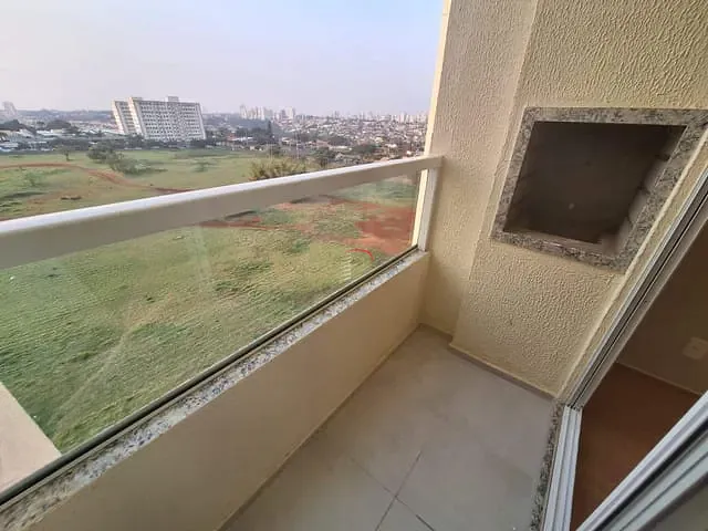 Apartamento 2 quartos e 1 banheiro, para alugar, no bairro Gleba Fazenda Palhano em Londrina