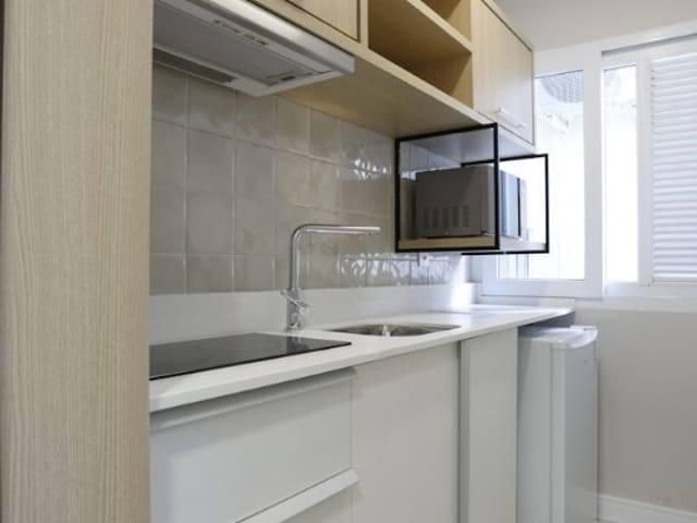 Apartamento com 164m² 3 quartos e 2 banheiros, à venda, no bairro Centro em Balneário Camboriú