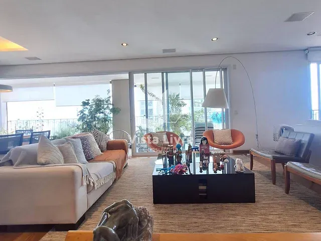 Apartamento com 295m² 4 quartos e 5 banheiros, à venda, no bairro Perdizes em São Paulo