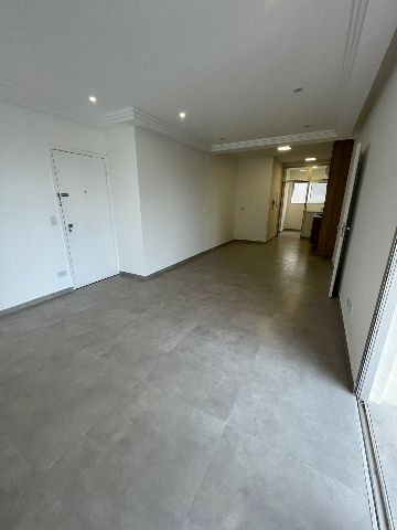 Apartamento 3 quartos e 2 banheiros, à venda, no bairro Santana em Rua Itaici