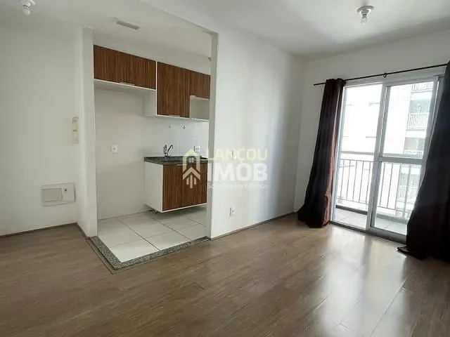Apartamento 2 quartos e 2 banheiros, para alugar, no bairro Parque União em Jundiaí
