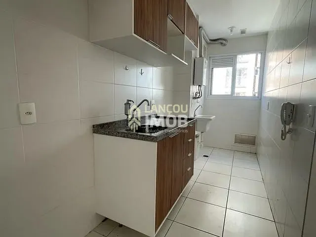 Apartamento 2 quartos e 2 banheiros, para alugar, no bairro Parque União em Jundiaí