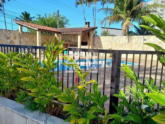 Apartamento com 50m² 2 quartos e 1 banheiro, à venda, no bairro Indaiá em Caraguatatuba