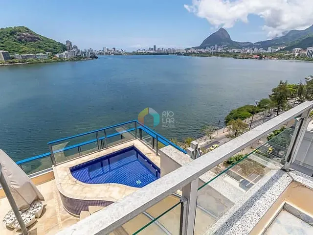 Cobertura / Penthouse com 500m² 4 quartos e 6 banheiros, à venda, no bairro Lagoa em Rio de Janeiro