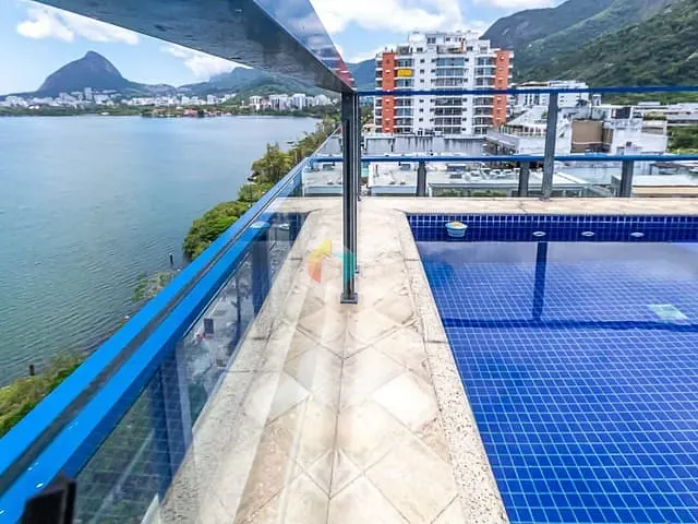 Cobertura / Penthouse com 500m² 4 quartos e 6 banheiros, à venda, no bairro Lagoa em Rio de Janeiro