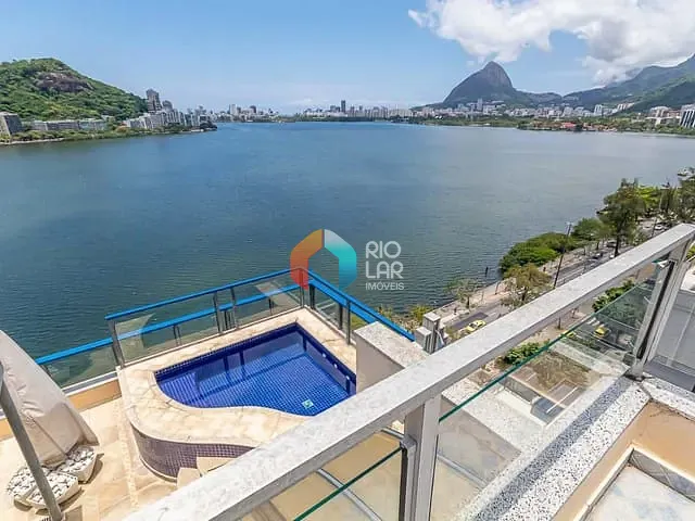 Cobertura / Penthouse com 500m² 4 quartos e 6 banheiros, à venda, no bairro Lagoa em Rio de Janeiro