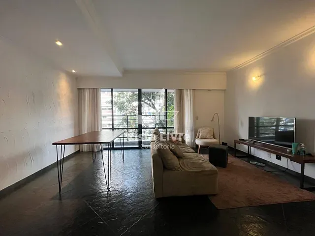 Apartamento com 86m² 3 quartos e 1 banheiro, à venda, no bairro Vila Olímpia em São Paulo