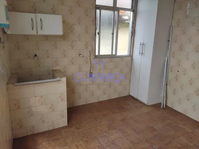 Apartamento 2 quartos e 1 banheiro, à venda ou para alugar, no bairro Campo Grande em Rio de Janeiro