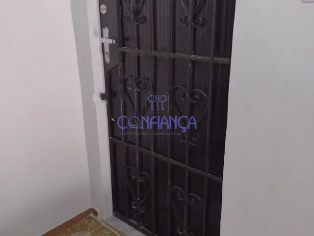 Apartamento 2 quartos e 1 banheiro, à venda ou para alugar, no bairro Campo Grande em Rio de Janeiro