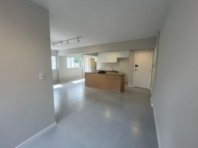 Foto do Apartamento - Apartamento à venda fora da rota de aviões, recém reformado em Moema | Vista Livre