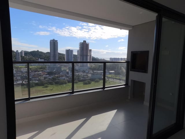 Apartamento com 84m² 2 quartos e 3 banheiros, à venda, no bairro Praia Brava de Itajaí em Itajaí