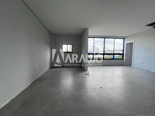 Apartamento 2 quartos e 3 banheiros, à venda, no bairro Centro em Itajaí