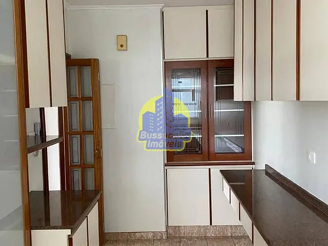 Apartamento 6 quartos e 2 banheiros, à venda, no bairro Vila Osasco em Osasco
