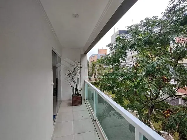 Apartamento com 150m² 3 quartos e 3 banheiros, à venda, no bairro Enseada em Guarujá
