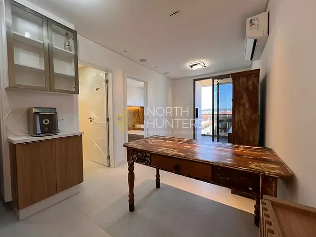 Apartamento 1 quarto e 1 banheiro, à venda, no bairro Jurerê em Florianópolis