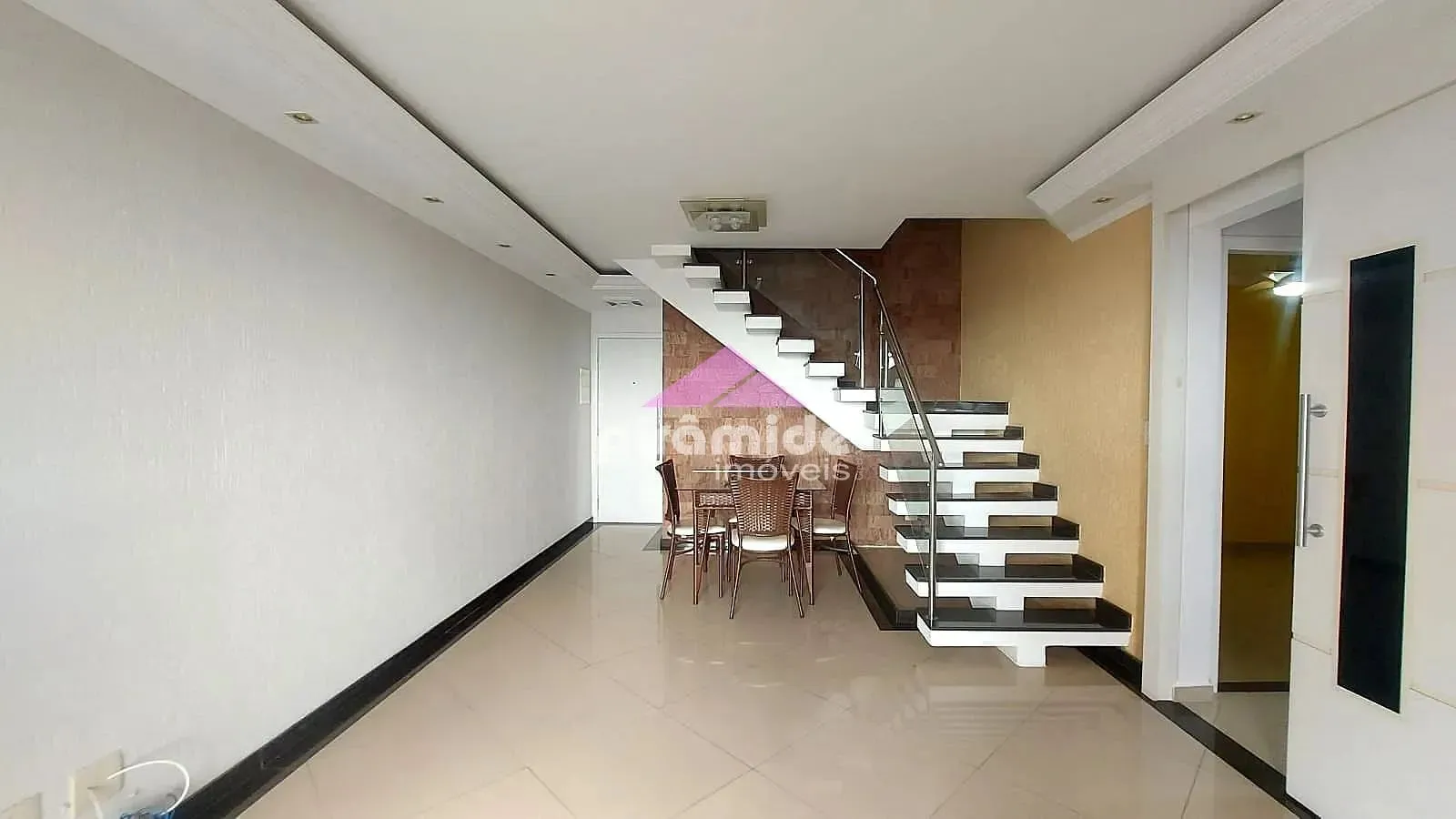 Apartamento, 3 quartos, 144 m² - Foto 1