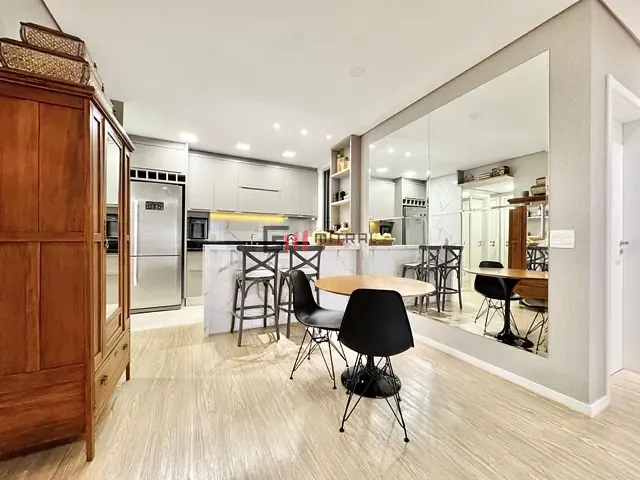 Apartamento 2 quartos e 2 banheiros, à venda, no bairro Gleba Fazenda Palhano em Londrina