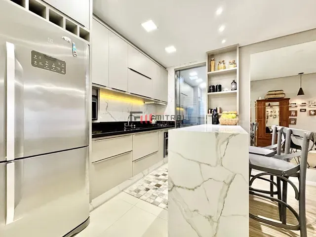 Apartamento 2 quartos e 2 banheiros, à venda, no bairro Gleba Fazenda Palhano em Londrina