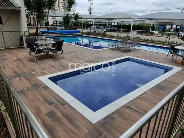 Apartamento 2 quartos e 1 banheiro, para alugar, no bairro Parque Oeste Industrial em Goiânia