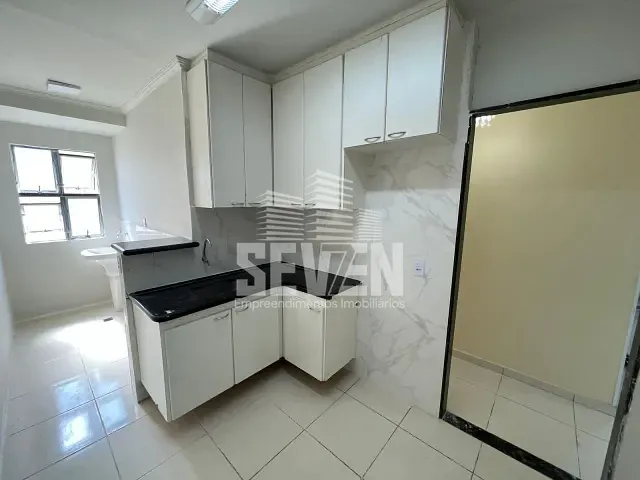 Apartamento 2 quartos e 1 banheiro, para alugar, no bairro Jardim América em Bauru