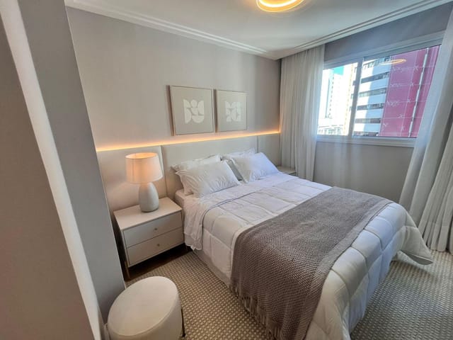 Apartamento com 338m² 4 quartos e 3 banheiros, à venda, no bairro Centro em Balneário Camboriú