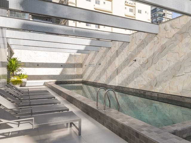 Apartamento com 123m² 3 quartos e 4 banheiros, à venda, no bairro Meia Praia em Itapema