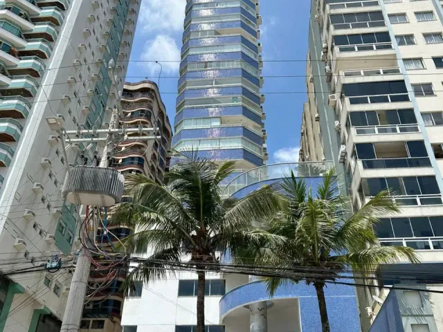 Apartamento com 209m² 3 quartos e 4 banheiros, à venda, no bairro Centro em Balneário Camboriú