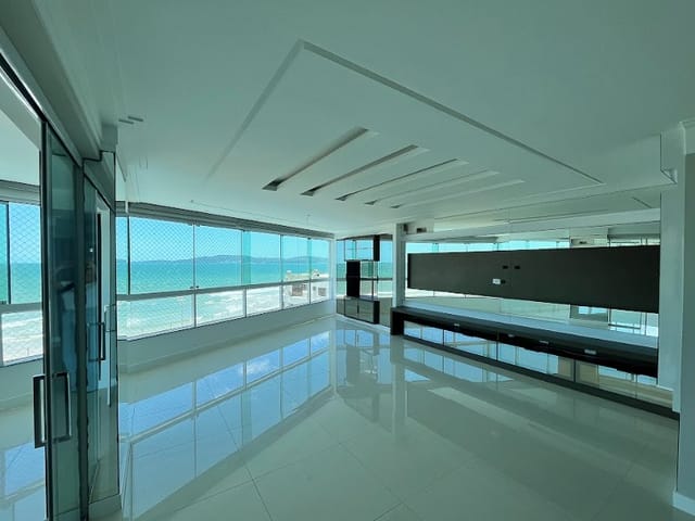 Apartamento com 307m² 3 quartos e 4 banheiros, à venda, no bairro Centro em Itapema