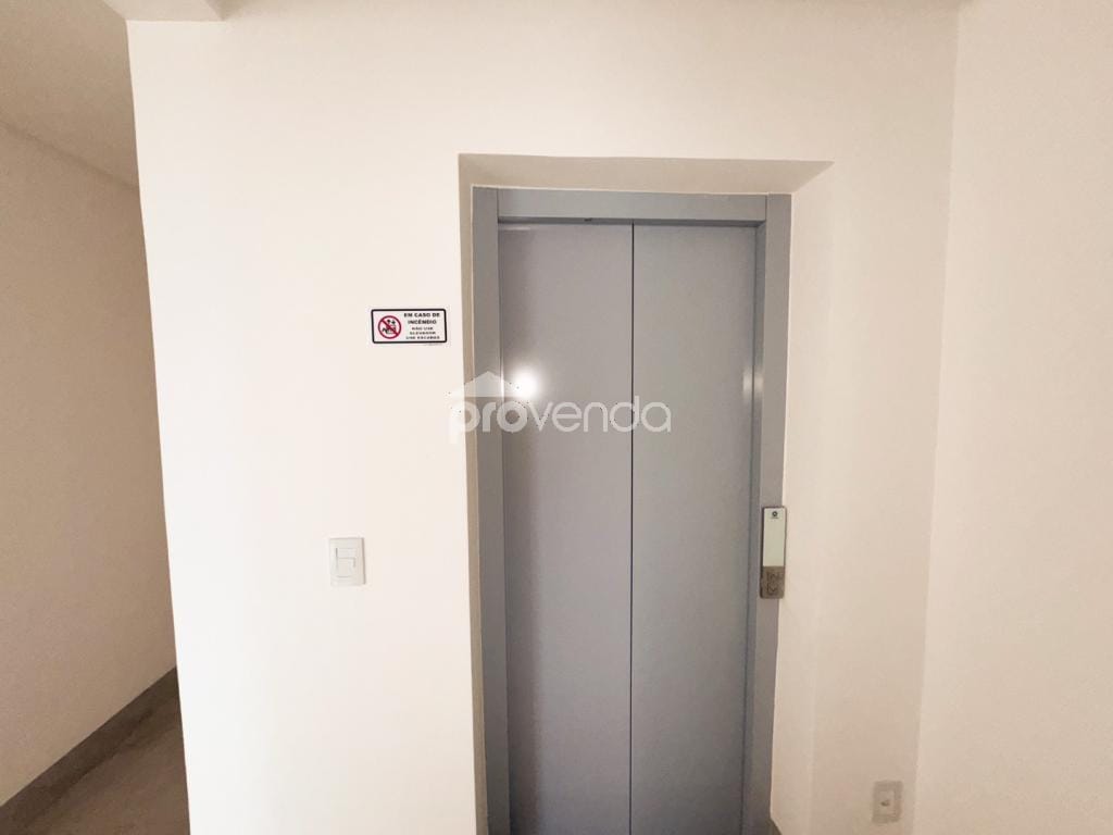 Apartamento, 4 quartos, 233 m² - Foto 2