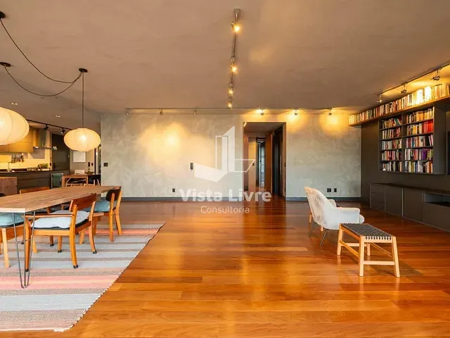 Apartamento com 275m² 4 quartos e 5 banheiros, à venda, no bairro Sumarezinho em São Paulo