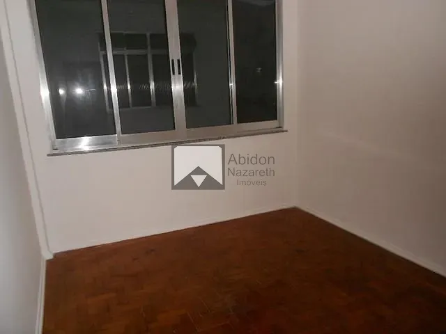 Apartamento com 110m² 3 quartos e 1 banheiro, à venda, no bairro Centro em Niterói