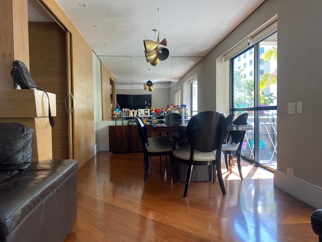 Apartamento com 170m² 4 quartos e 5 banheiros, à venda, no bairro Higienópolis em São Paulo