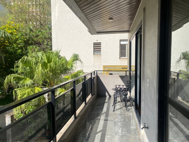 Apartamento com 170m² 4 quartos e 5 banheiros, à venda, no bairro Higienópolis em São Paulo